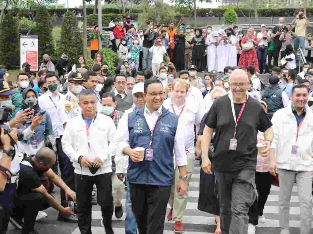 Gubernur DKI Jakarta Anies Baswedan bersama delegasi U-20. (Dok. Pemprov DKI)
