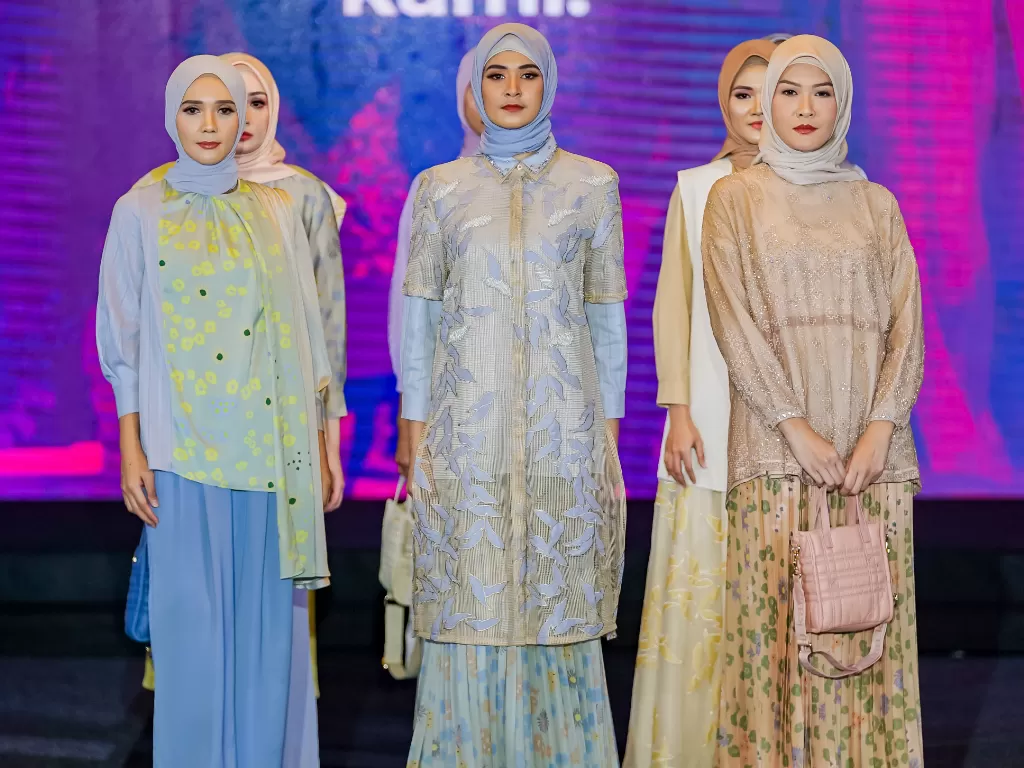 Katira by KAMI dalam fashion show Road to Jakarta Muslim Fashion Week 2023  (KAMI)