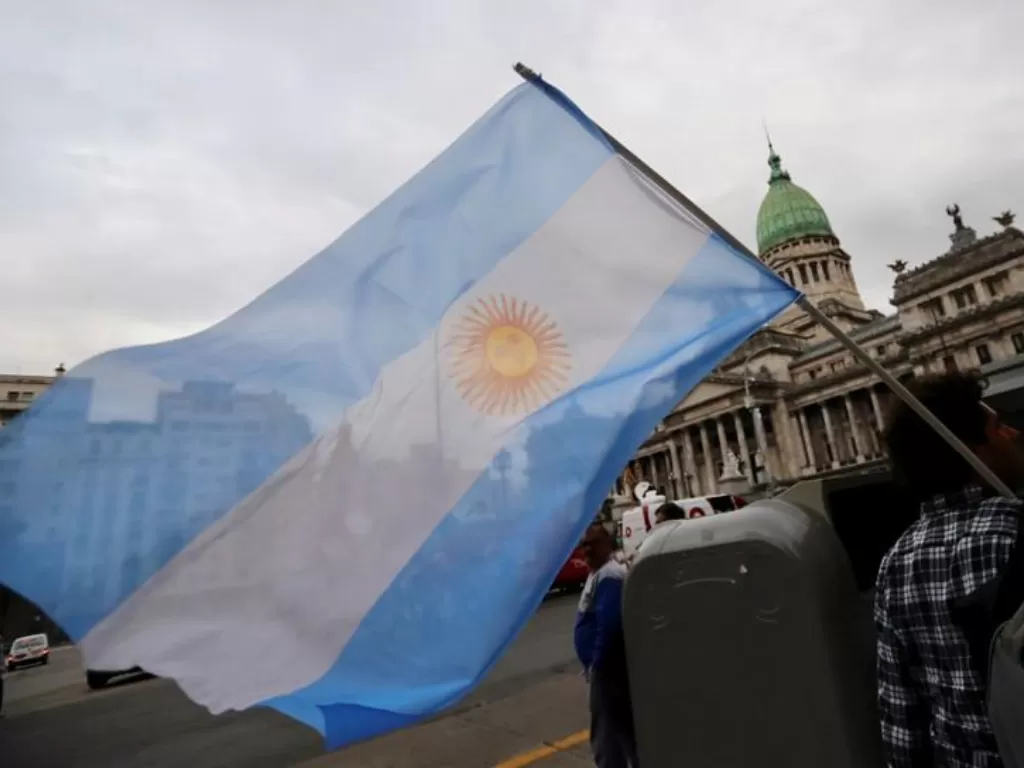 Ilustrasi bendera Argentina. (REUTERS/Marcos Brindicci)