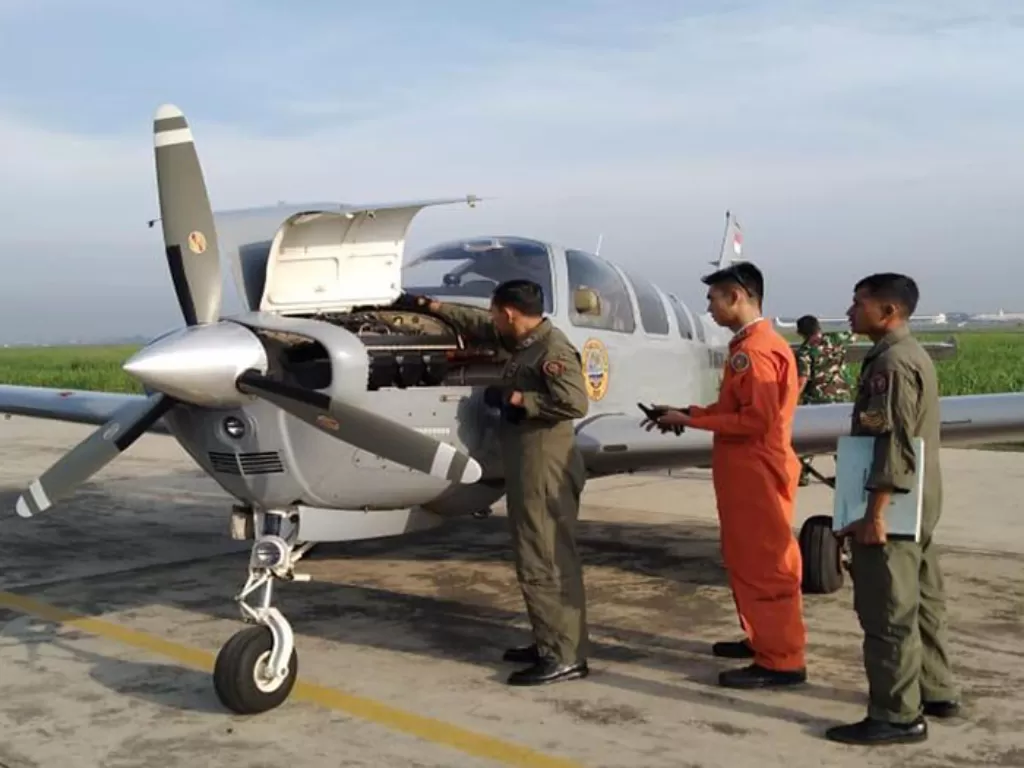 Pesawat latih TNI AL jenis Bonanza G-36 sebelum jatuh di Perairan Laut Selat Madura. (Dok/tnial.mil.id)