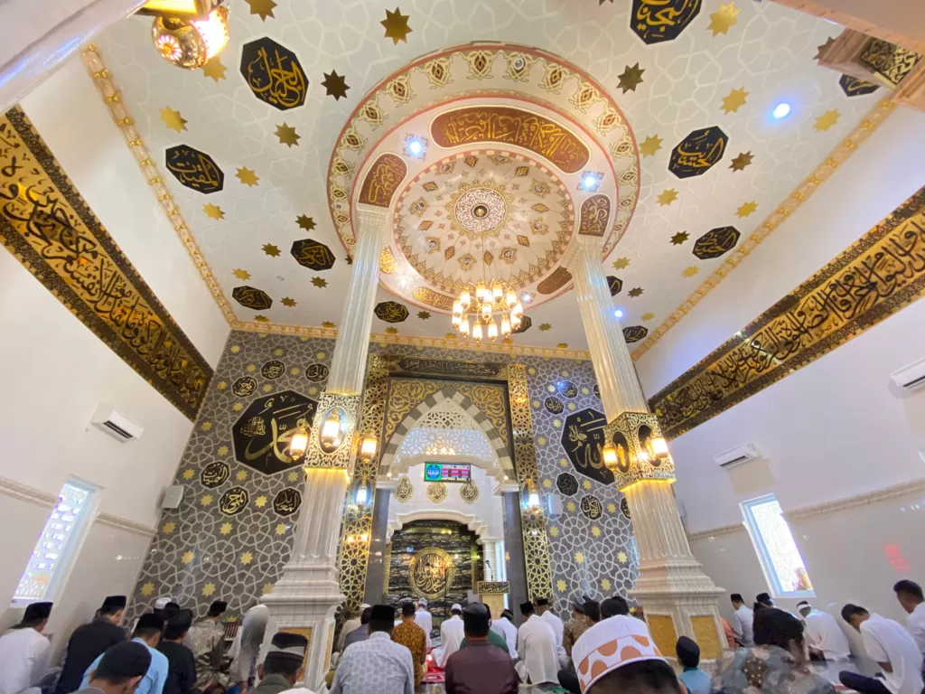 Masjid megah dibangun pakai dana pribadi (Z Creators/Rudi Hartono)