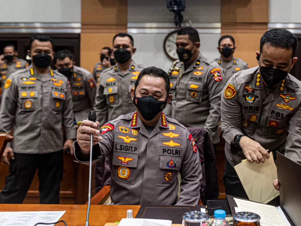 Kapolri Jenderal Pol Listyo Sigit Prabowo (tengah). (ANTARA/Aprillio Akbar)