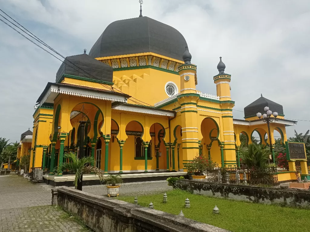 Masjid pertama dan tertua di Medan (Z Creators/Yudi Manar)