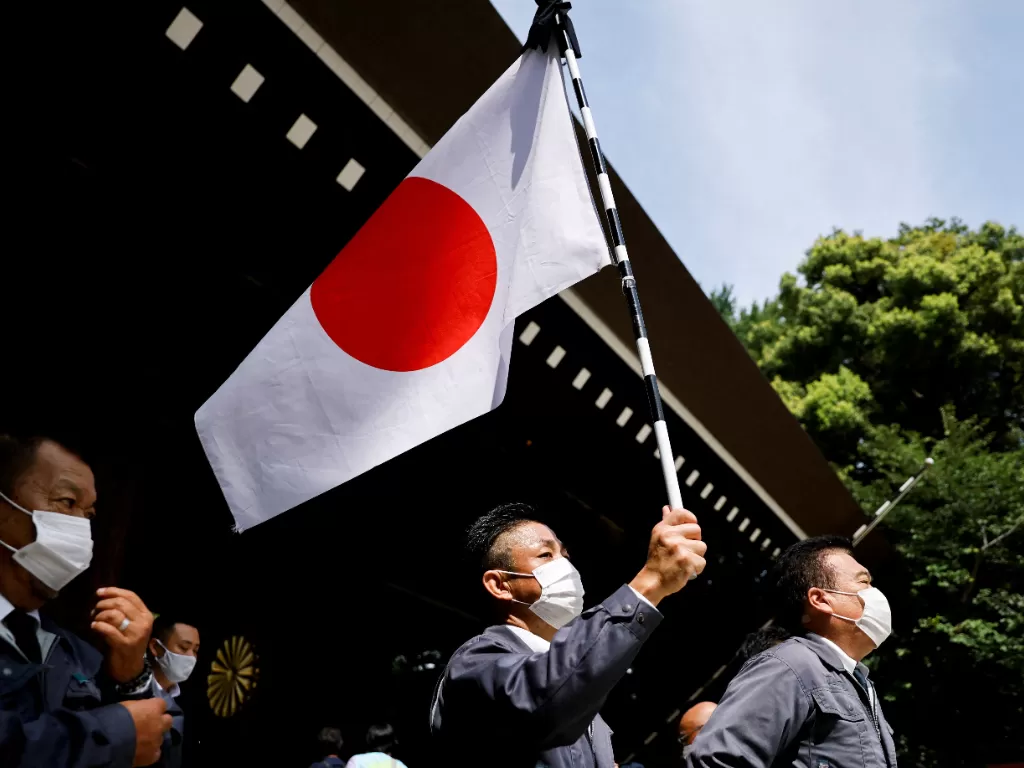 Pemerintah Jepang akan membebaskan visa turis sebagai bagian dari pelonggaran perbatasan. (REUTERS/Issei Kato)