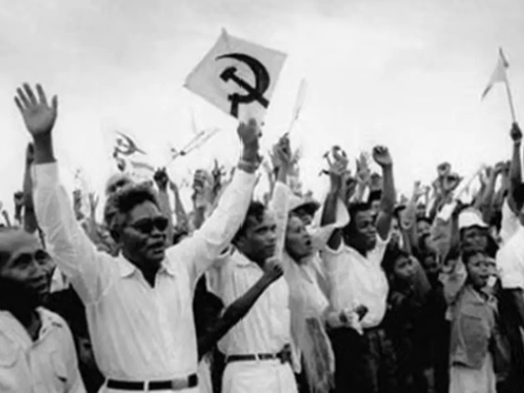 Para pendukung PKI dalam pemilihan umum tahun 1955 (YouTube/Mister Gaje)