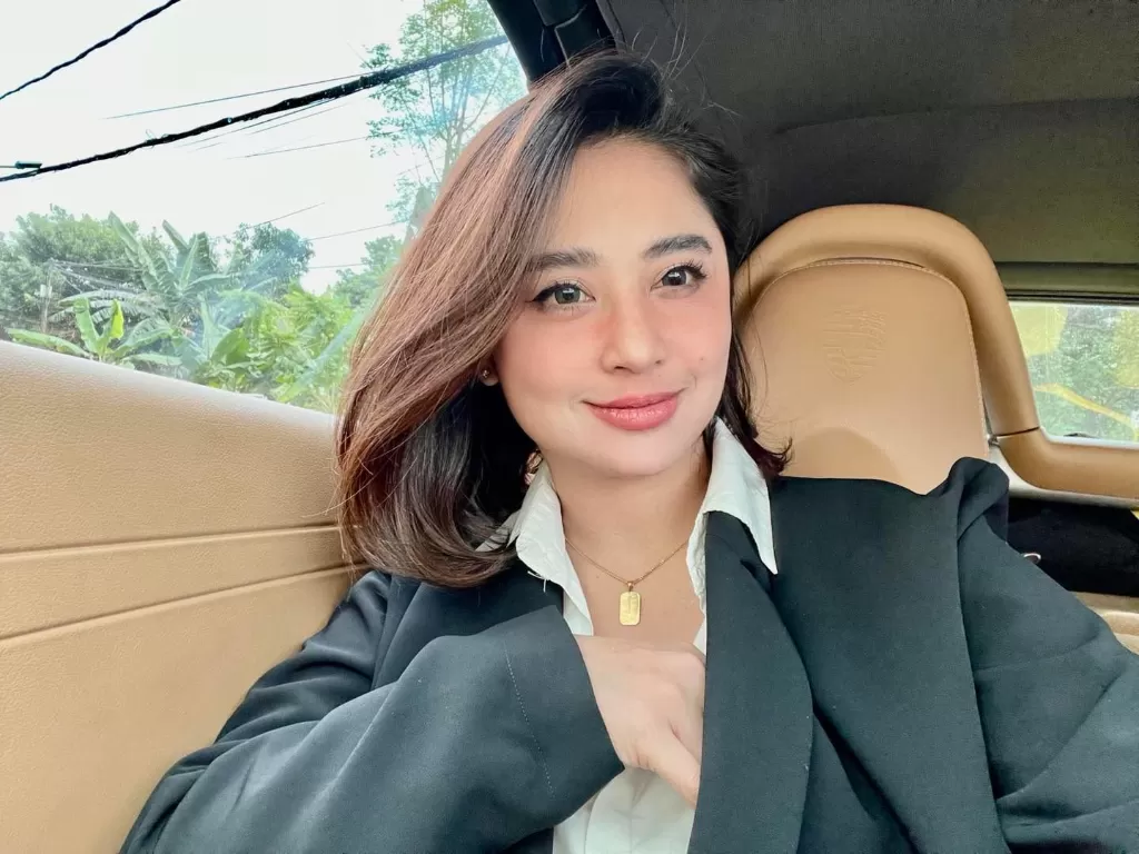 Dewi Perssik (Instagram/dewiperssik9)