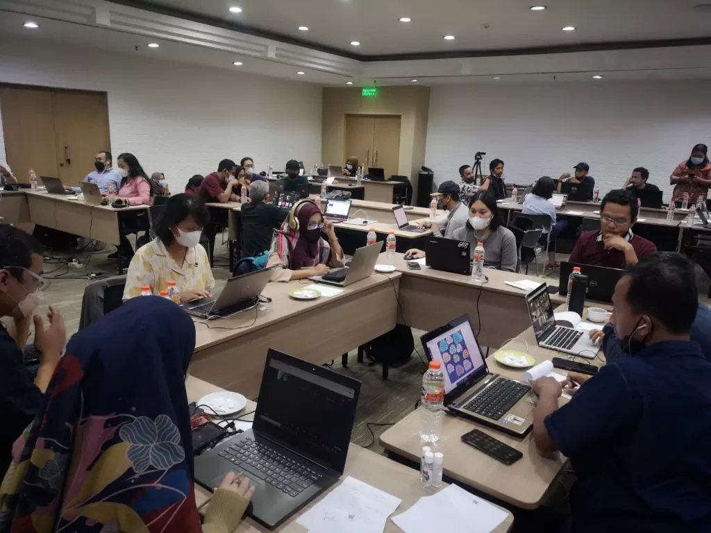 26 jurnalis sedang mengikuti uji kompetensi, Minggu (25/9/2022). (Dok. AJI Jakarta)