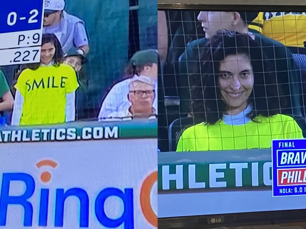 Wanita nonstop tersenyum di pertandingan baseball di AS (Twitter/@takarakanashi/DrugsnTitties)
