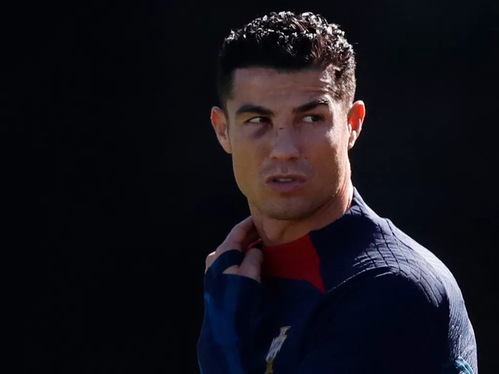 Cristiano Ronaldo di sesi latihan timnas Portugal jelang hadapi Spanyol di Nations League 2022/2023. (REUTERS/Pedro Nunes)