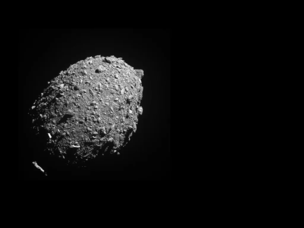 Asteroid Dimorphos. (Instagram/@nasa)