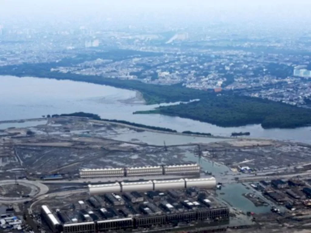Foto udara suasana proyek pembangunan reklamasi Teluk Jakarta di Pantai Utara Jakarta (ANTARA FOTO/Andika Wahyu)
