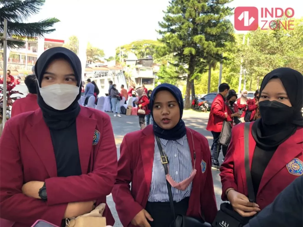 Para mahasiswi UMM yang join Your Voice Matters Malang (Indozone/Samsudhuha Wildansyah)