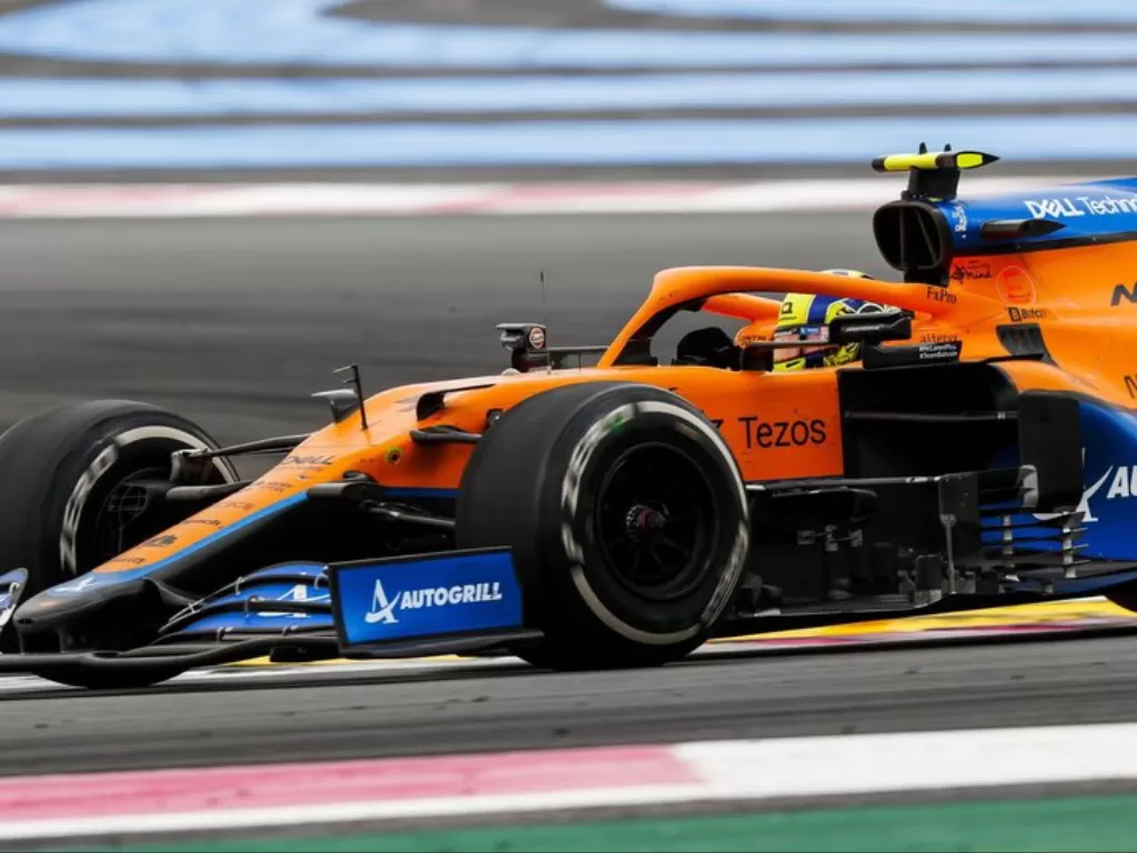 McLaren bekerja sama dengan Tezos dalam menghadirkan NFT. (Formula 1)