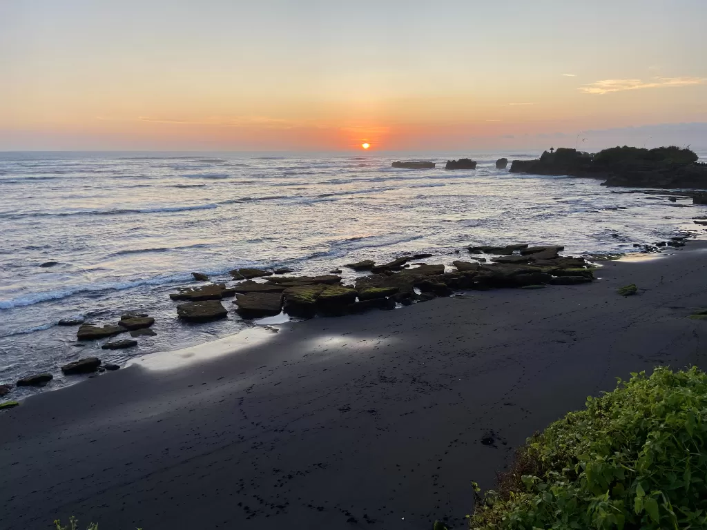  Sunset Spot Cemagi, Bali. (Z Creators/Dada Sabra Sathilla)