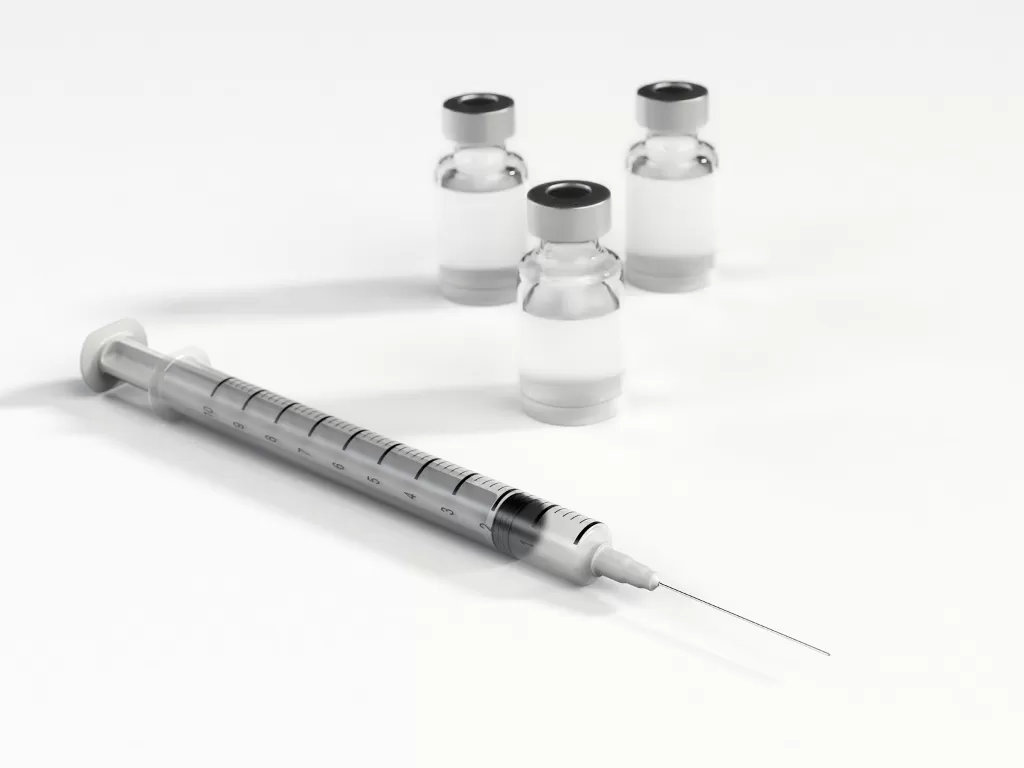 Ilustrasi vaksin meningitis yang digunakan sebagai syarat perjalanan umroh. (Pixabay)
