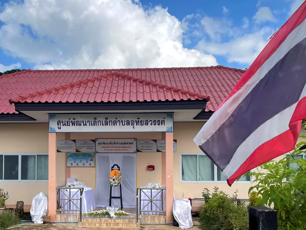 Pusat Penitipan Anak di Kota Uthai Sawan, Provinsi Nong Bua Lamphu, Thailand. (REUTERS/Poppy McPherson)