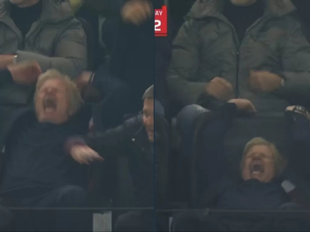 Oliver Kahn lompat hingga terjengkang karena Bayern Munchen dibobol Borussia Dortmund (Foto: Twitter/@nocontextfooty)