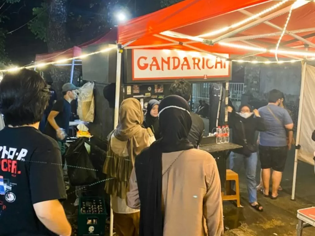 Gandarichi, street food Jepang viral. (Z Creators/Robi Juniarta)