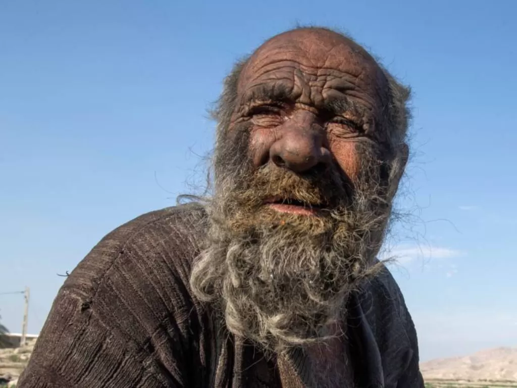 Amour Haji, pria yang tidak mandi selama tujuh dekade. (REUTERS/Michael Lewis)