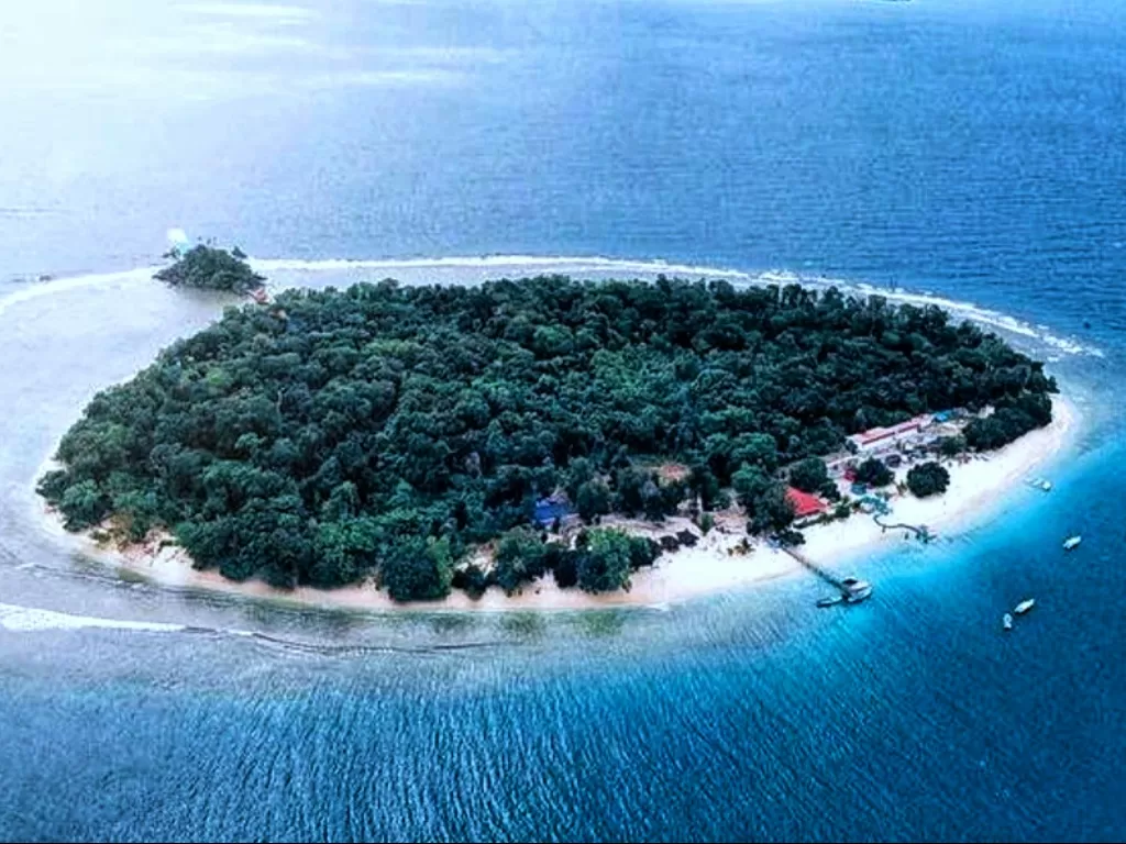 Pulau Sirandah, Sumatera Barat. (Z Creators/Rivo Wijaya)