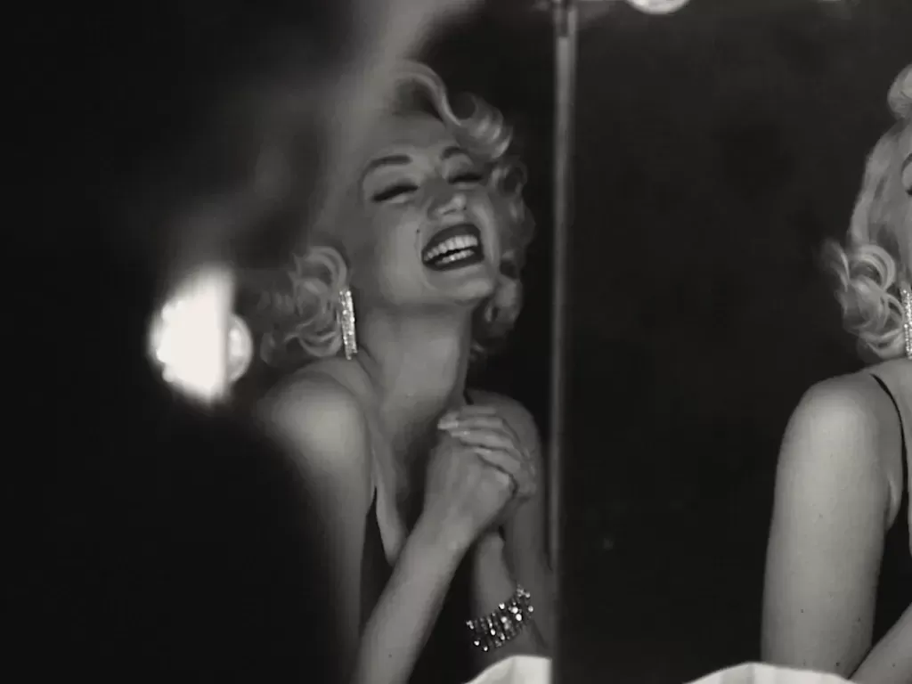 Blonde, kisah Marilyn menghadapi mentalnya. (IMDb)