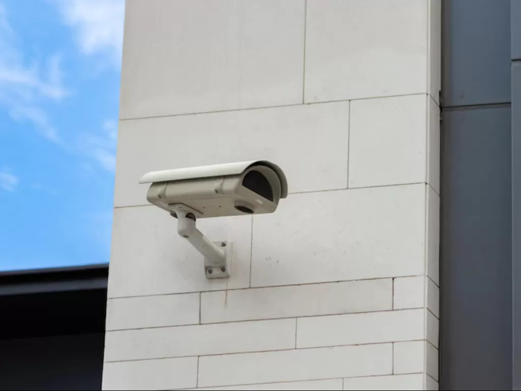 Ilustrasi kamera CCTV. (FREEPIK/fabrikasimf)
