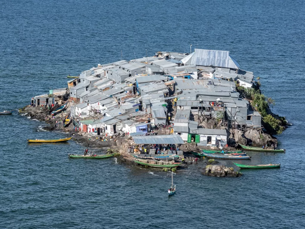 Penampakan pulau Migingo, pulau terpadat di dunia. (Al Jazeera)