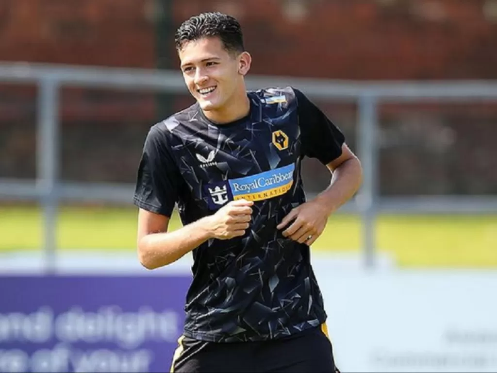 Justin Hubner saat latihan bersama Wolverhampton Wanderers (Instagram/@justinhubner5)