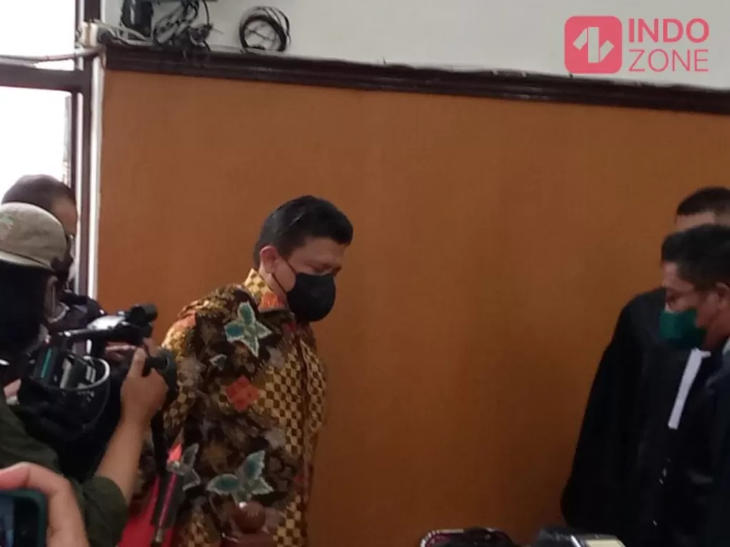 Terdakwa kasus pembunuhan Brigadir J, Ferdy Sambo di Pengadilan Negeri Jakarta Selatan. (INDOZONE/Asep Bidin Rosidin)