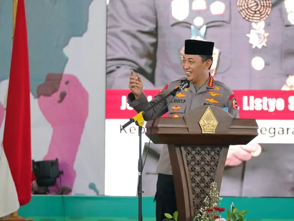 Kapolri Listyo Sigit Prabowo menghadiri acara Sumpah Pemuda di UIN Semarang. (Dok. Humas Polri)
