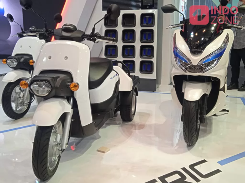 Honda pamer tiga motor listrik di IMOS 2022. (INDOZONE/Fahzry)