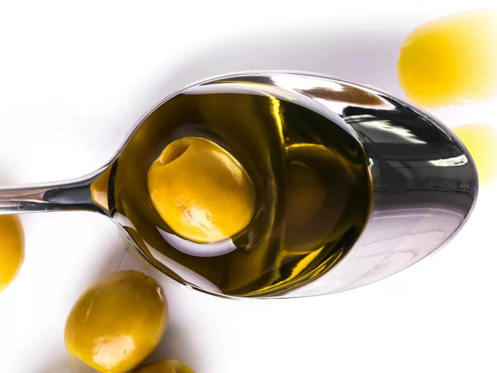 Ilustrasi olive oil (Dok. Freepik.com)