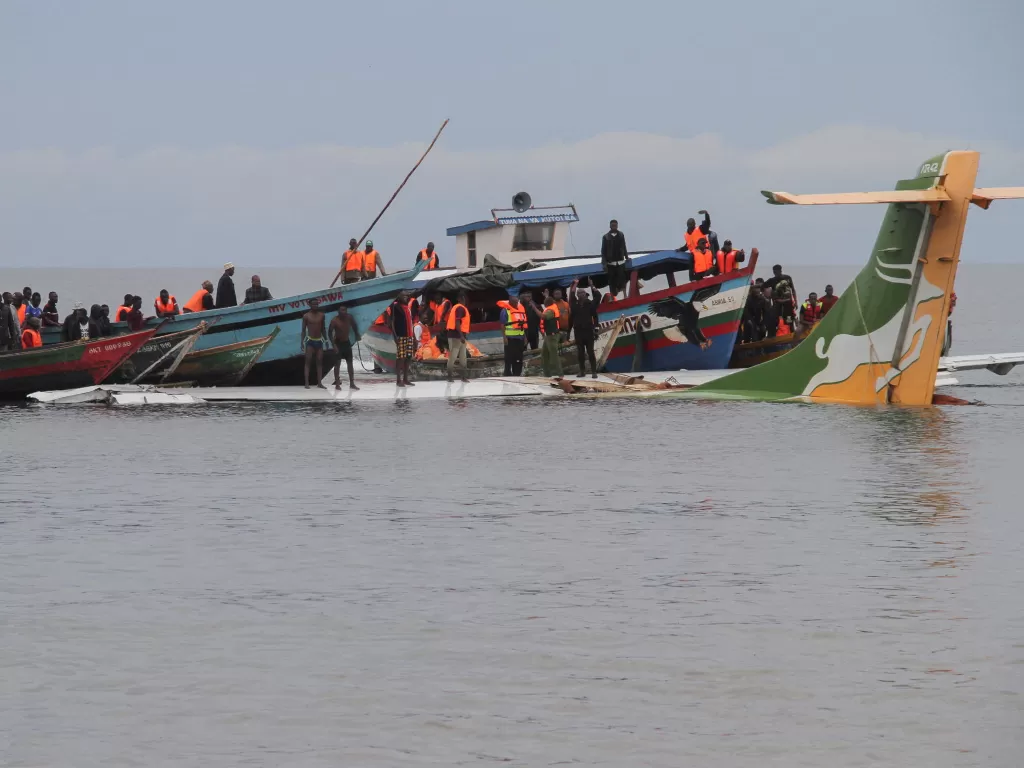 Pesawat Tanzania Precision Air jatuh di Danau Tanzania. (REUTERS/Stringer)