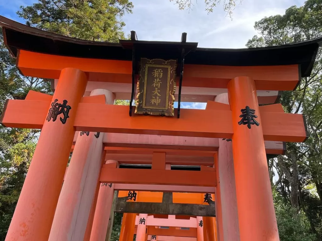 Fushimi Inari, Kyoto, Jepang. (Instagram/@23_eeting)