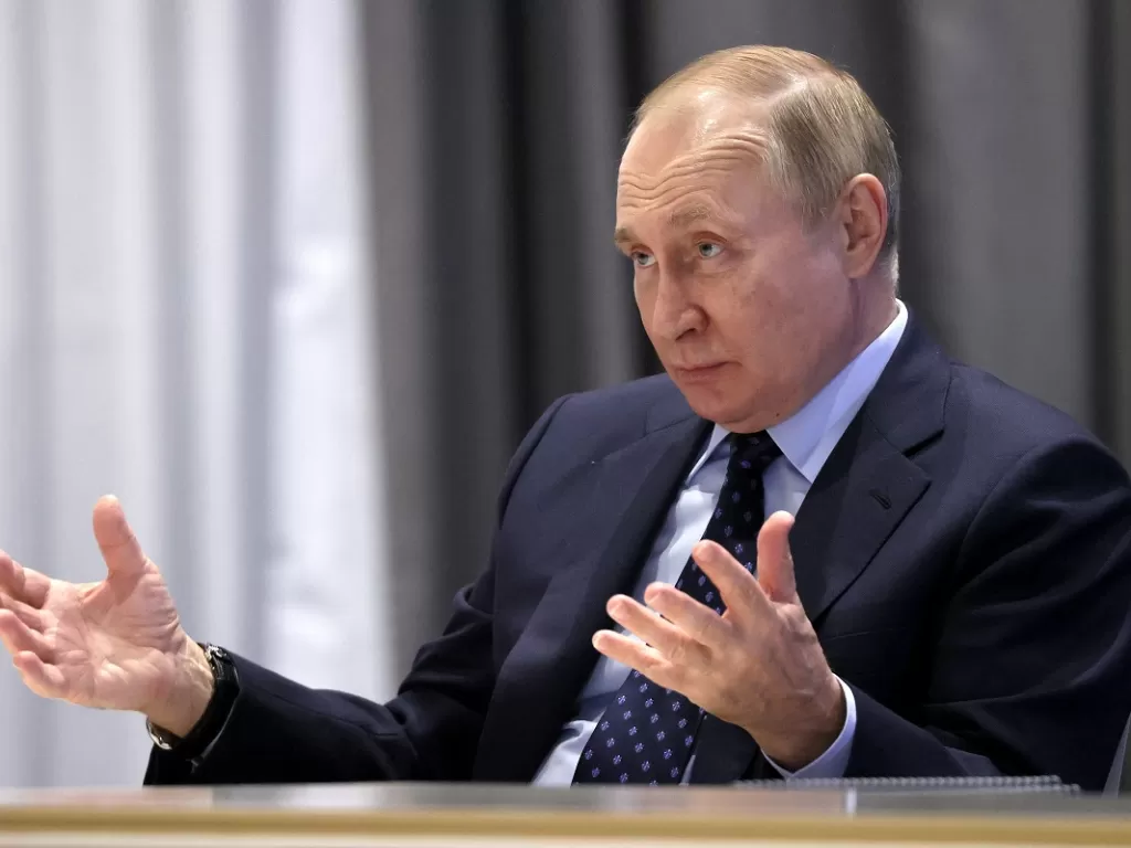 Presiden Rusia, Vladimir Putin, dalam sebuah acara (Reuters/Sergei Savostyanov)