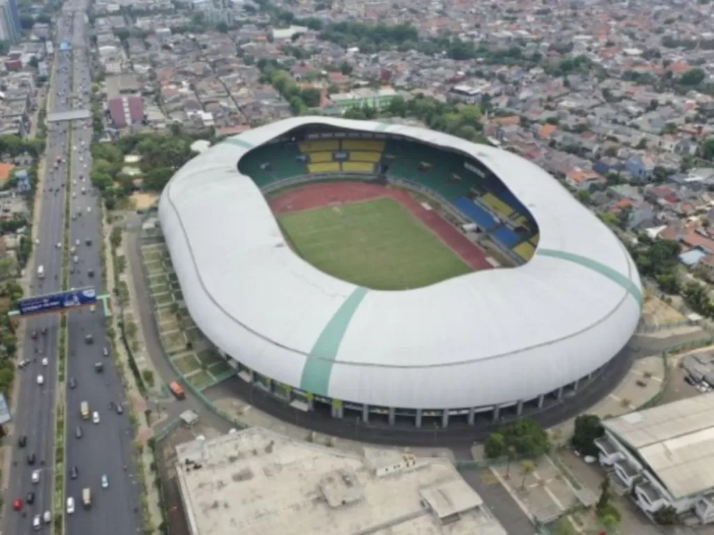 Foto udara Stadion Patriot Candrabhaga di Bekasi. (ANTARA FOTO/Hafidz Mubarak A)