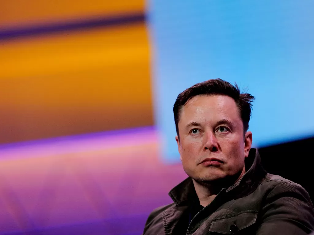 Elon Musk ingatkan Twitter bakal bangkrut. (REUTERS/Mike Blake)