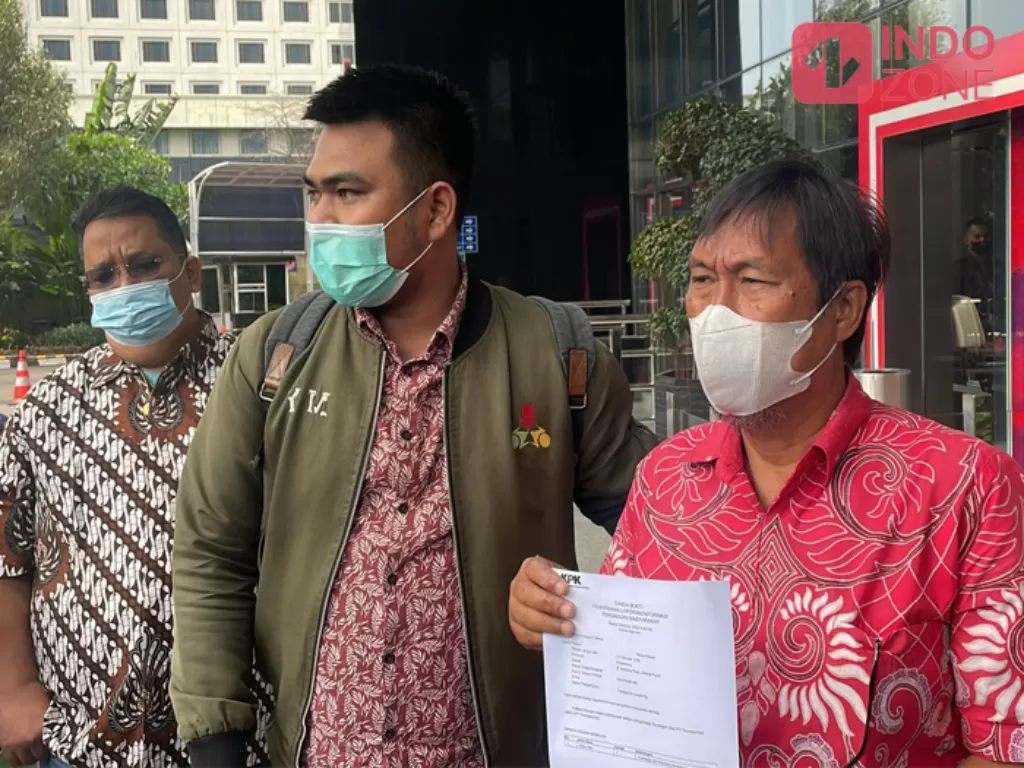 PT Transportasi Jakarta (Transjakarta) dilaporkan ke Komisi Pemberantasan Korupsi (KPK). (Indozone/Asep Bidin Rosidin)