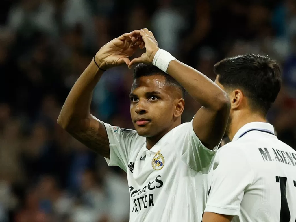 Rodrygo Goes merayakan golnya untuk Real Madrid (Reuters/Susana Vera)