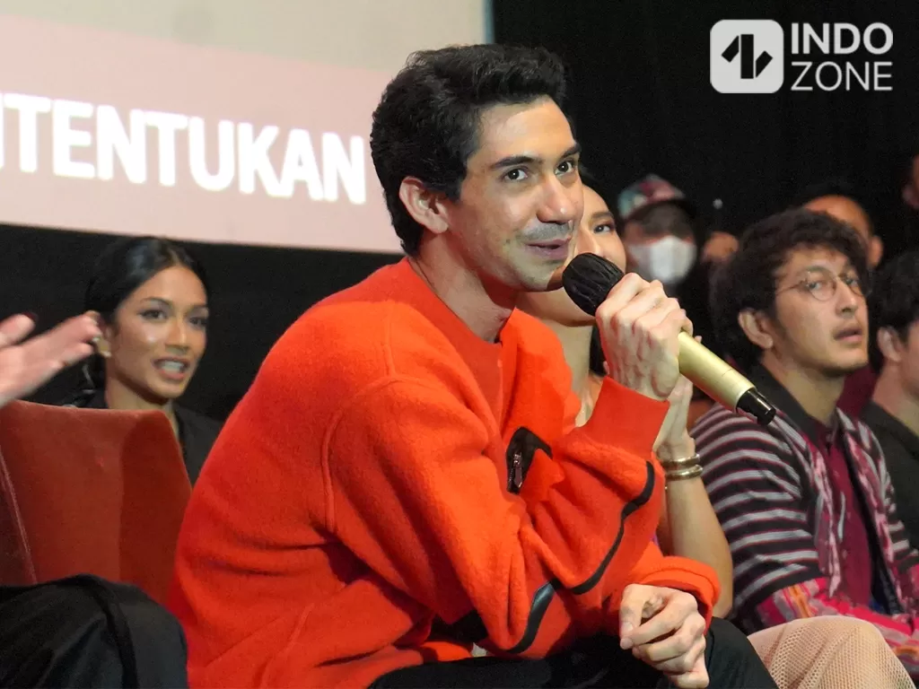 Reza Rahadian saat press screening film Sri Asih di Epicentrum XXI, Jakarta Selatan, Selasa (15/11/2022). (INDOZONE/M. Rio Fani)