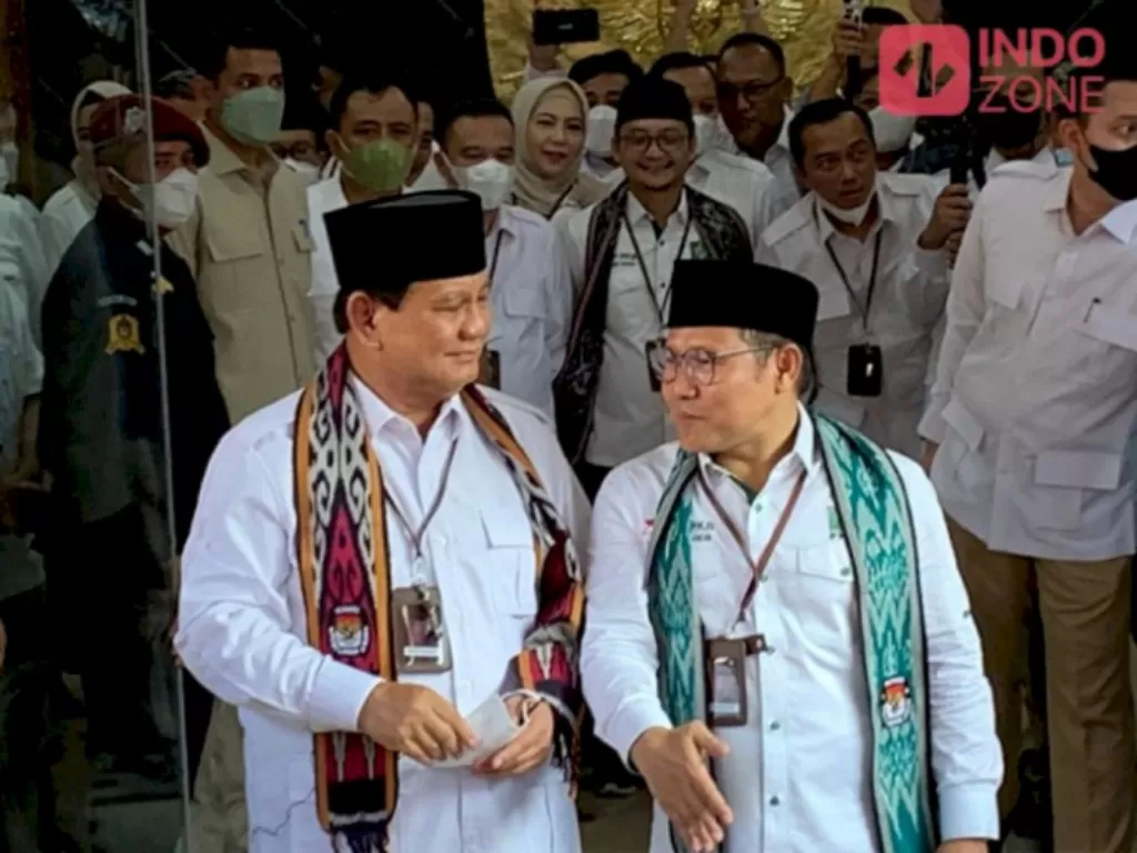 Ketum Gerindra Prabowo (kiri) dan Ketum PKB Muhaimin Iskandar (kanan). (INDOZONE/Harits Tryan).