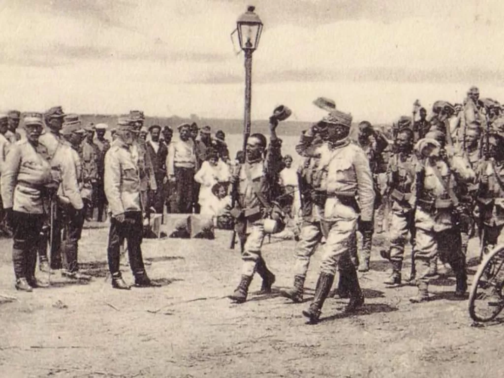 Tentara Rumania memasuki Bulgaria (History of Yesterday/Tiparia)