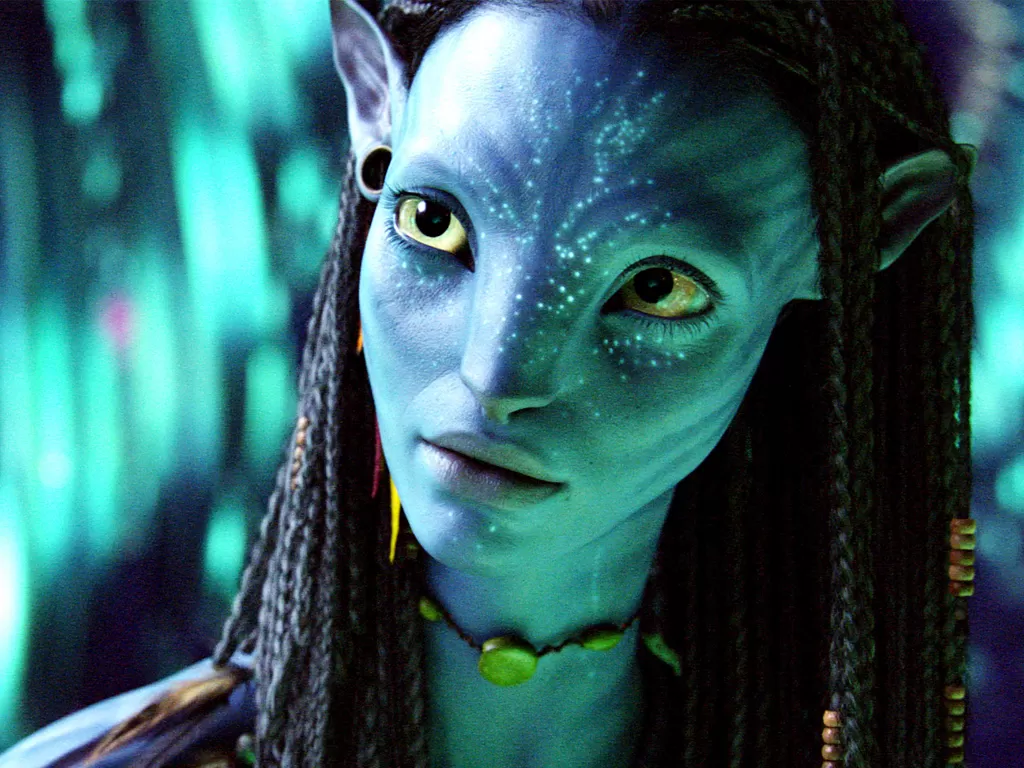 Zoe Saldana sebagai Neytiri dalam Avatar (IMDb)