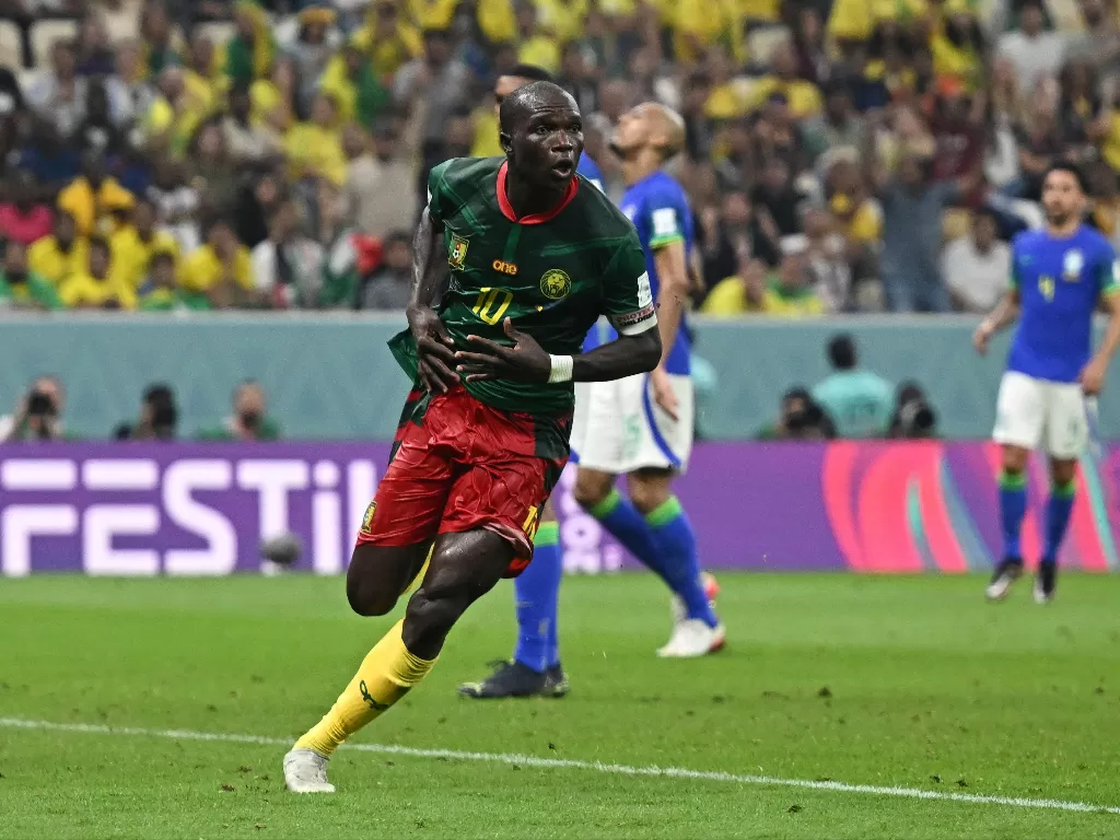 Aboubakar dari Kamerun selebrasi gol (REUTERS/Dylan Martinez)