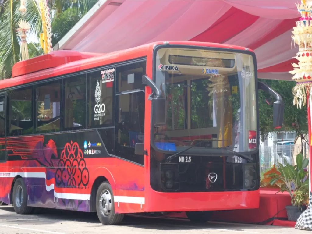 Bus Listrik Merah Putih (BliMP) yang digunakan untuk kendaraan operasional selama KTT G20 di Bali bulan November lalu. (dok. BLiMP)