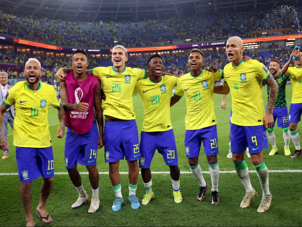 Pemain Timnas Brasil melakukan selebrasi usai mengalahkan Korea Selatan 4-1 (REUTERS/Kim Hong-Ji)