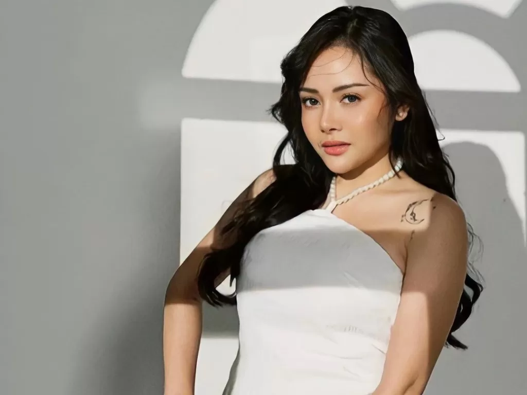 Mawar AFI diduga mau nikah karena pakai baju pengantin (Instagram/mysamawar)