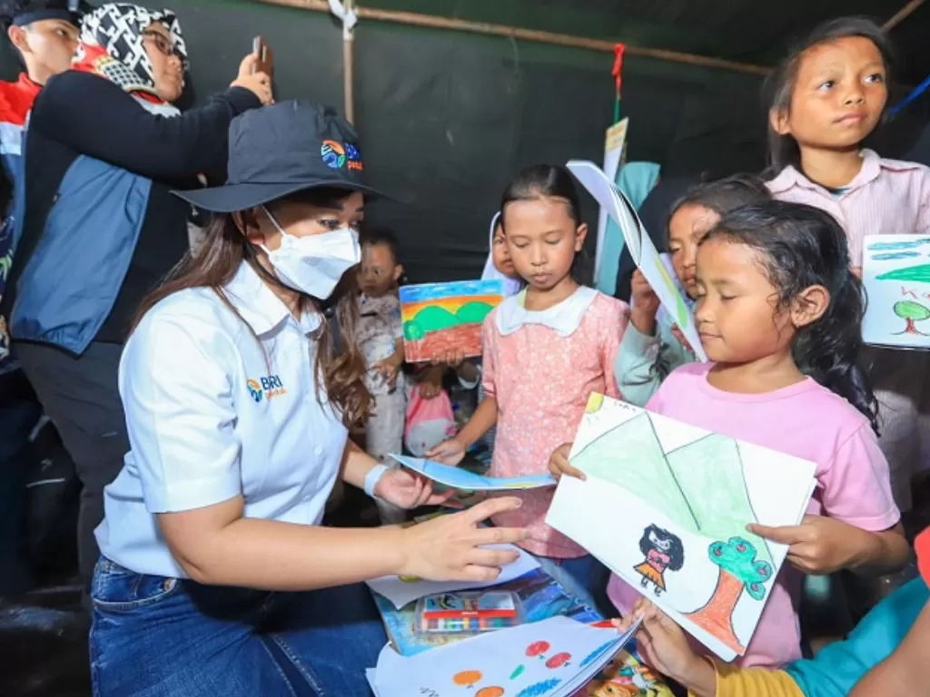 BRI terus melayani masyarakat yang jadi korban Gempa Cianjur. (Dok. Humas BRI)