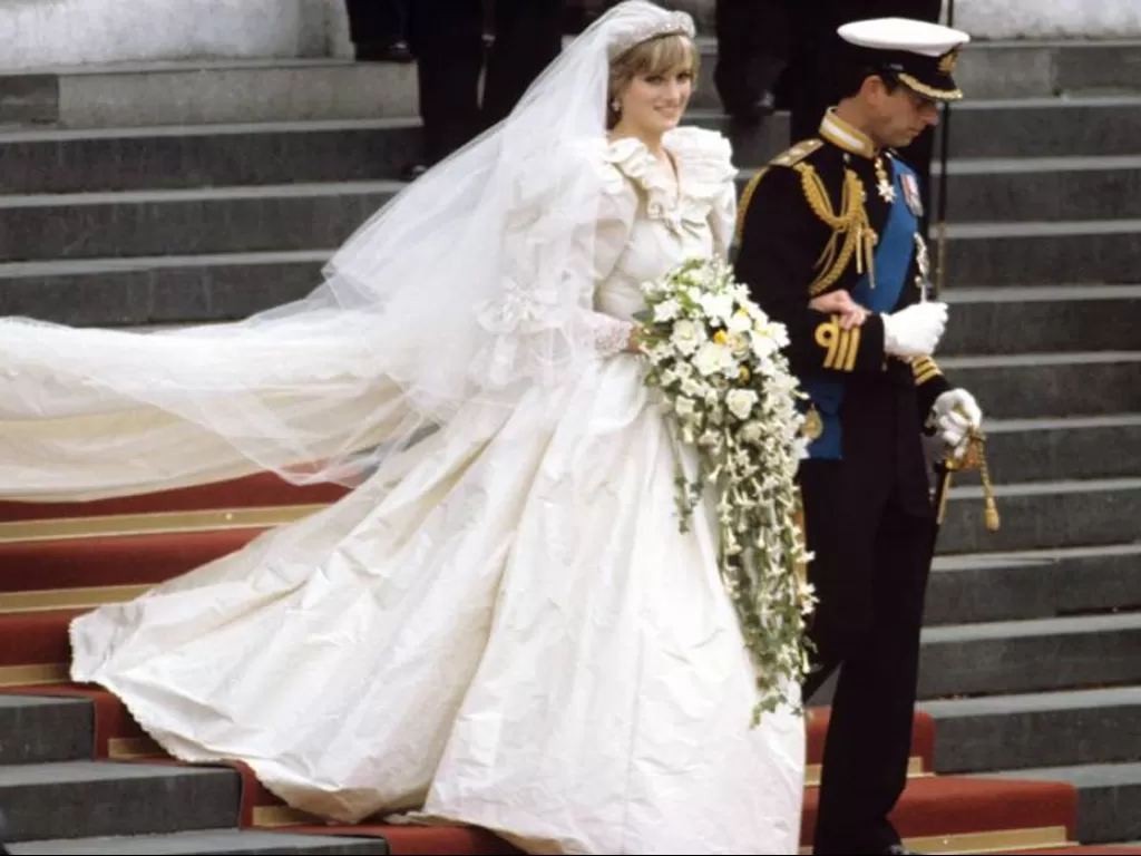 Pernikahan Pangeran Charles dan Lady Diana (Brides)