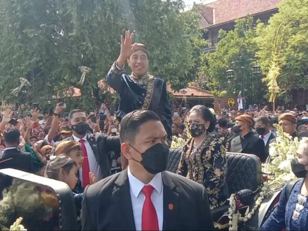 Presiden Jokowi kirab ngunduh mantu Kaesang dan Erina. (Z Creators/Ari Welianto)